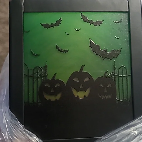 Halloween scentsy warmer - Picture 5 of 7
